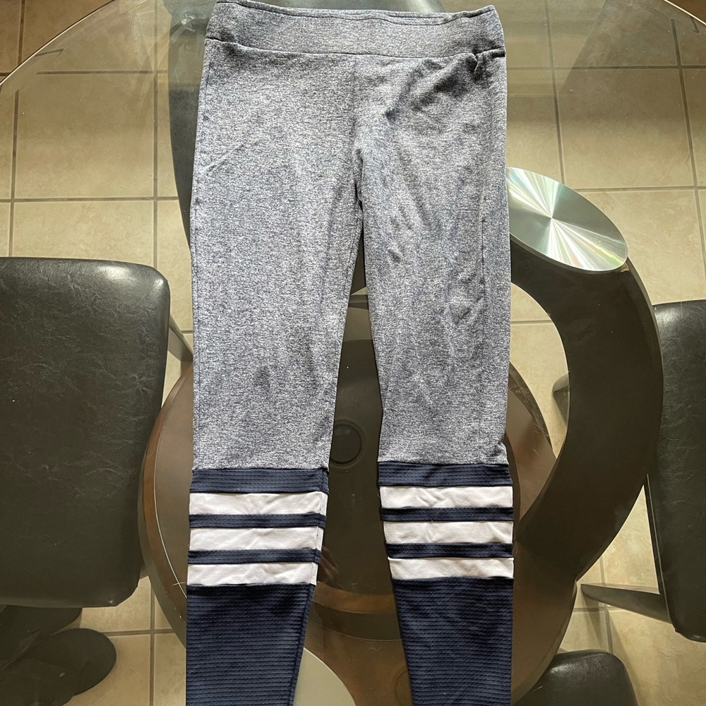 Bombshell sportswear leggings